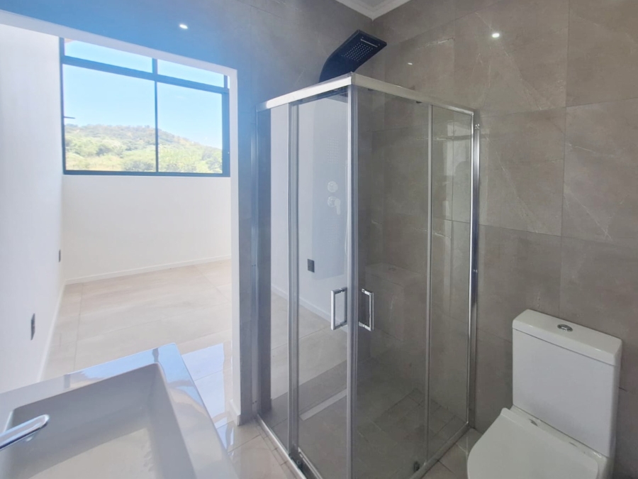 To Let 4 Bedroom Property for Rent in Redstone Private Country Estate North West